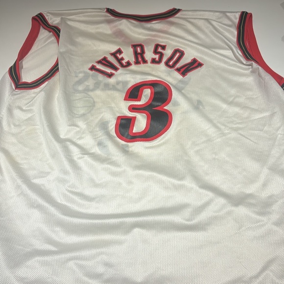 Allen Iverson 76ers white jersey (replica) - Picture 2 of 4